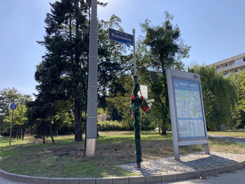 Tablica pamiątkowa na Ogrody Poznań